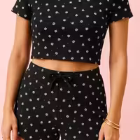 کراپ و شورتک کبریتی برند H&M