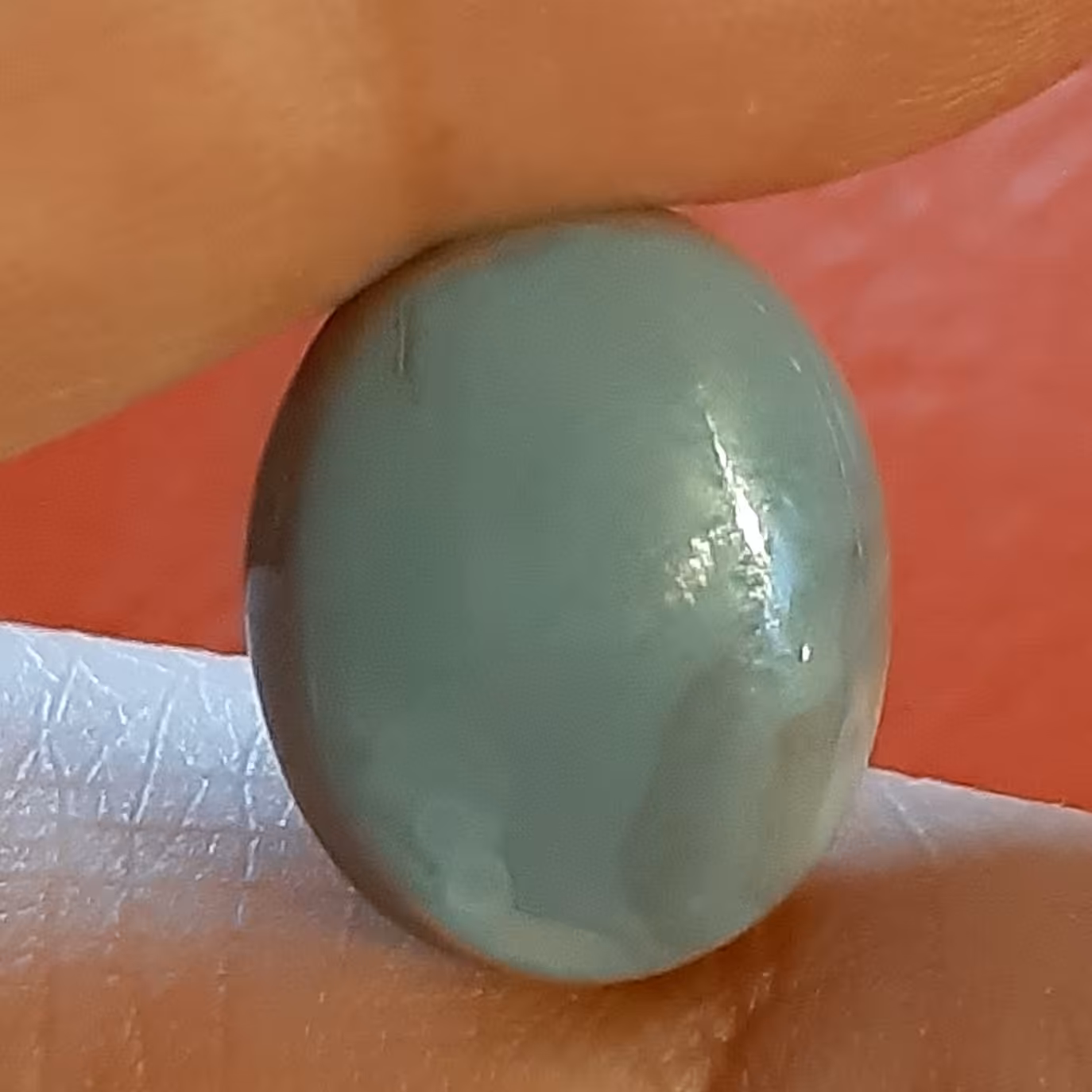 عقیق رنگ فیلی خوش تراش با انرژی