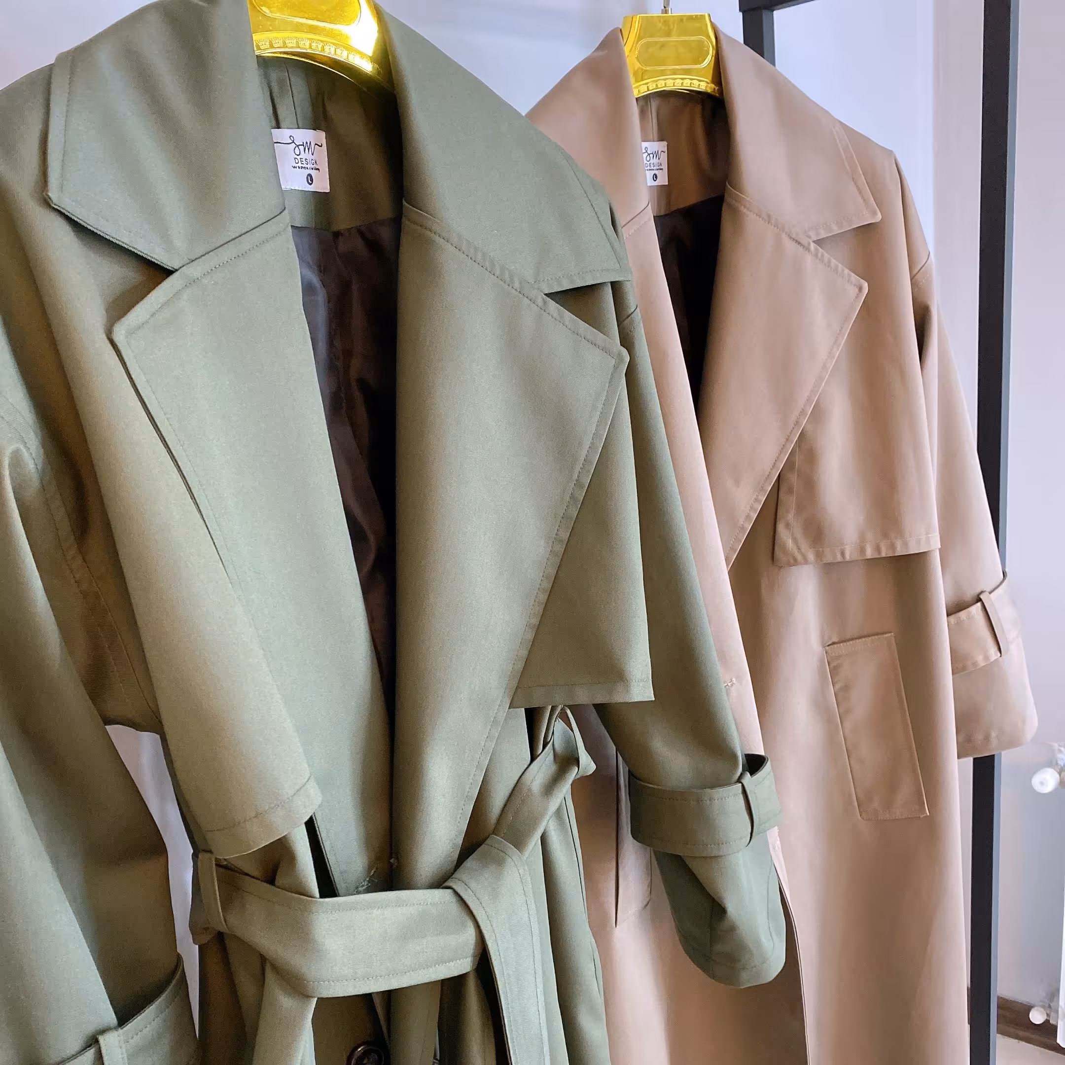 بارانی کتان ضد آب آستر دار  سایز 36 تا 46 در رنگ مشکی سبز شکلاتی