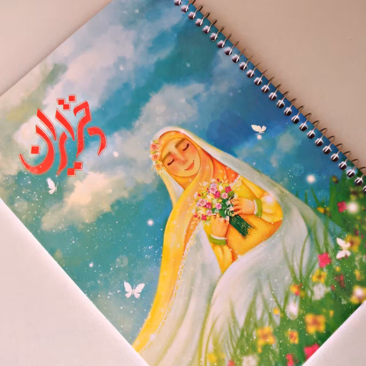 دفتر مشق سیمی 100 برگ خط دار طرح دخترانه و پسرانه (قبل از ثبت سفارش موجودی طرح مورد نظرتان را بگیرید)