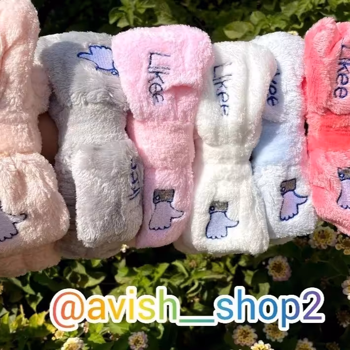 هد بند حوله ایی بسیار نرم و جنسش عالی برای بالا زدن مو گذاشتن ماسک و آرایش عالیه 