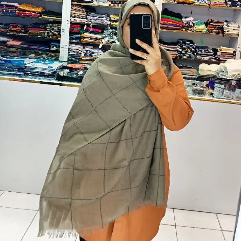 شال ساده حراجی