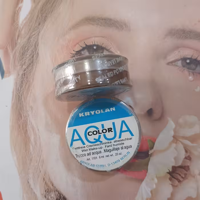 اکوا ابرو سنگی در سه شماره پرفروش .قهوه ای .قهوه ای متوسط و قهوه ای روشن