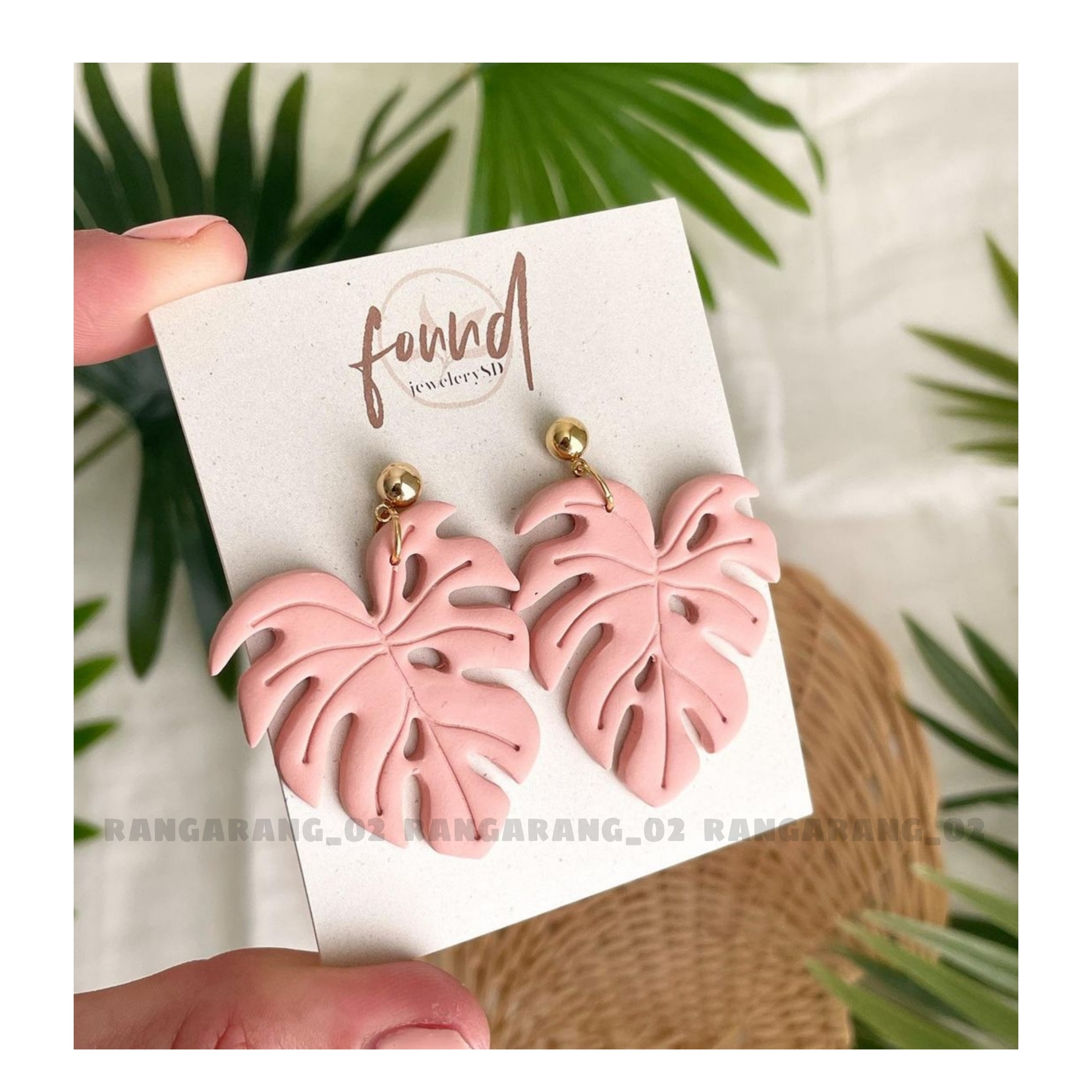 گوشواره برگ انجیری متفاوت