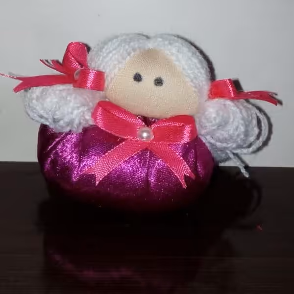 عروسک پارچه ای دست دوز شیک(پس کرایه)