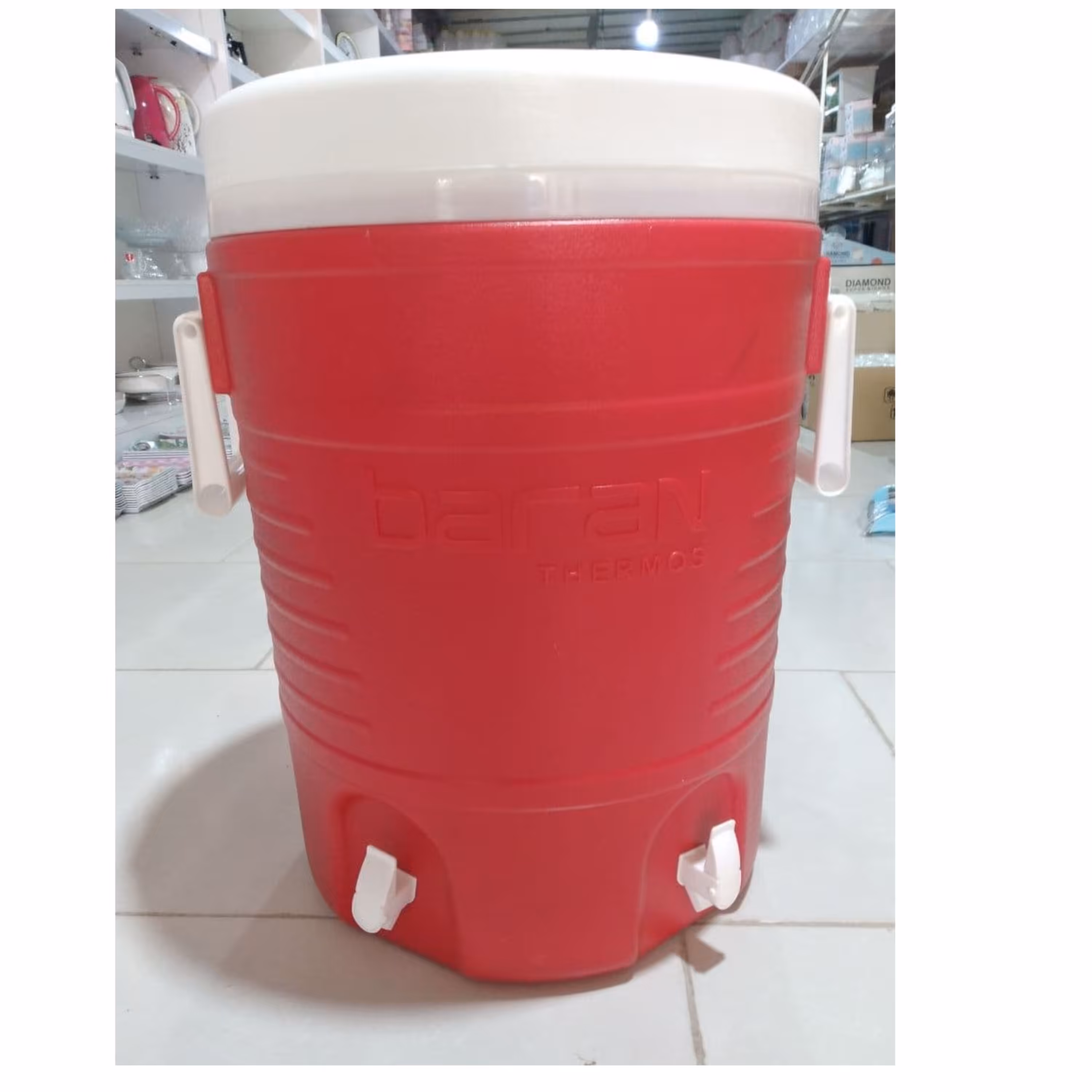 کلمن65لیتری دارای2شیربا کیفیت بسیار بالا مقاوم در برابرافتاب تهیه شده ازموادنو