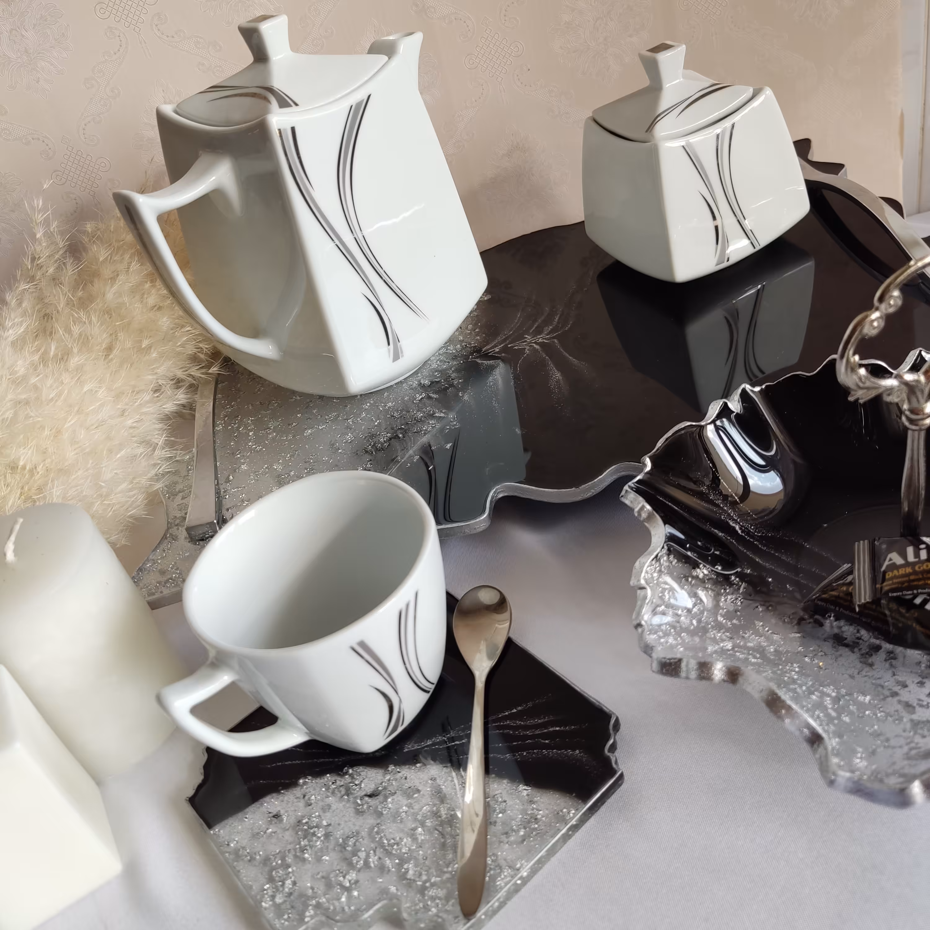 ست ظروف پذیرایی مشکی نقره ای  رزینی کاملا دستساز