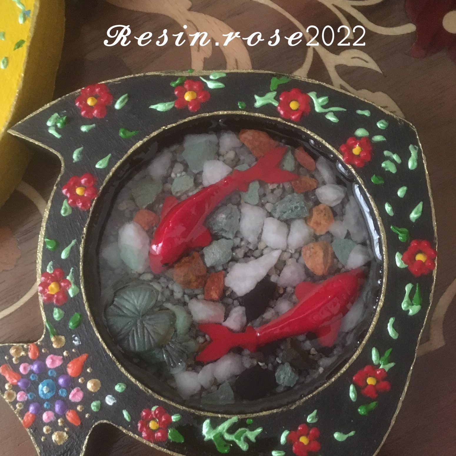 ماهی هفت سین مشکی رزین و چوب
