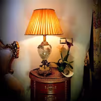 آباژور رومیزی 323