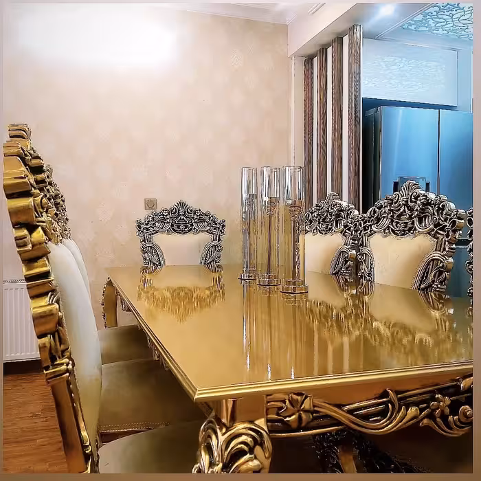 شمعدان سه سایز بلند طلایی لاکچری وارداتی  (عالیجناب )