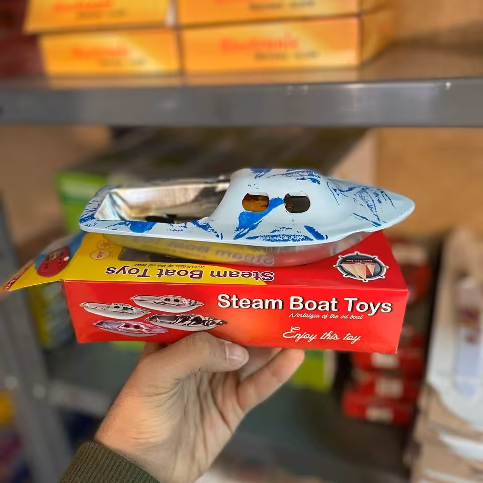 قایق موتوری اسباب بازی