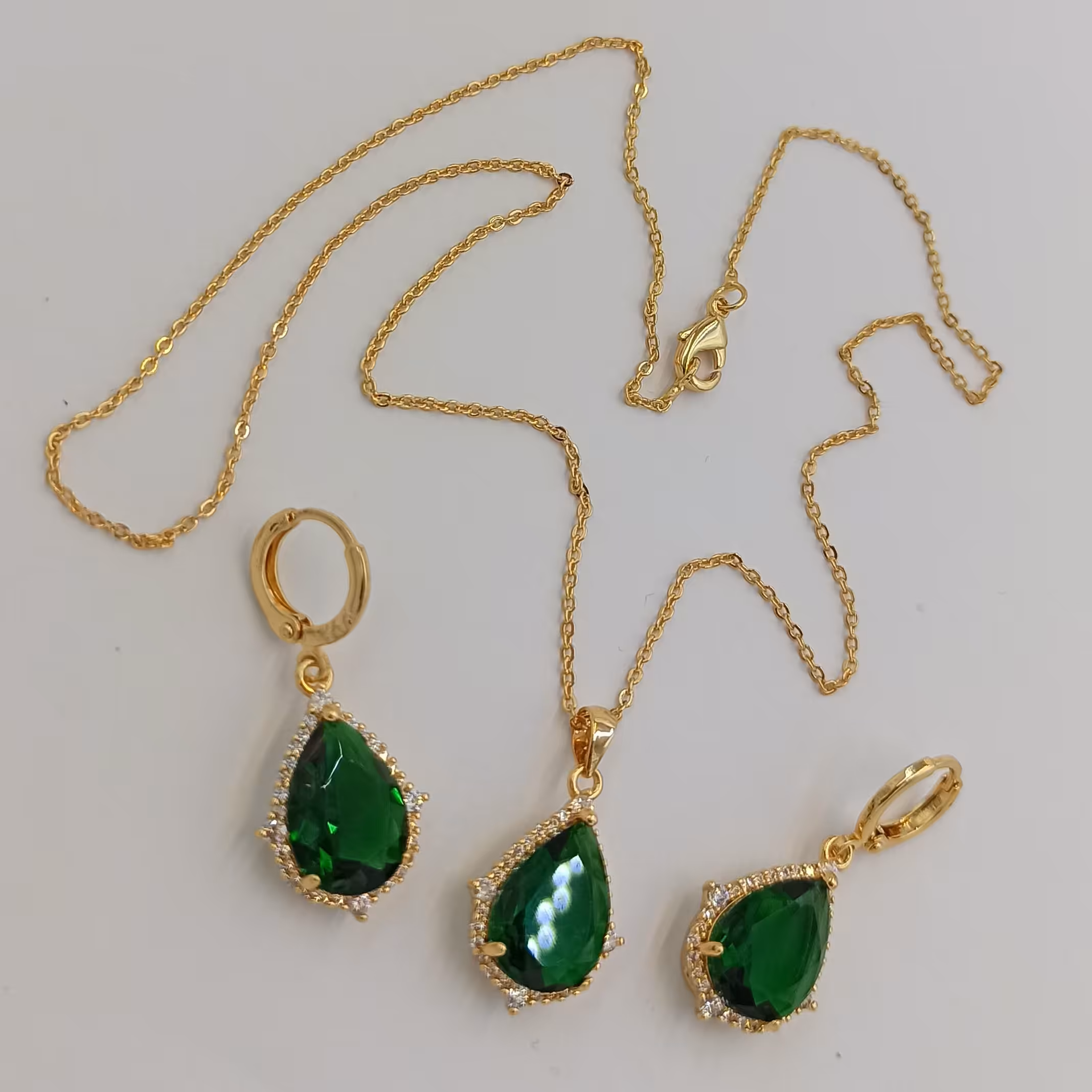 نیم ست گوشواره گردنبند زمرد اشکی  برند YSX