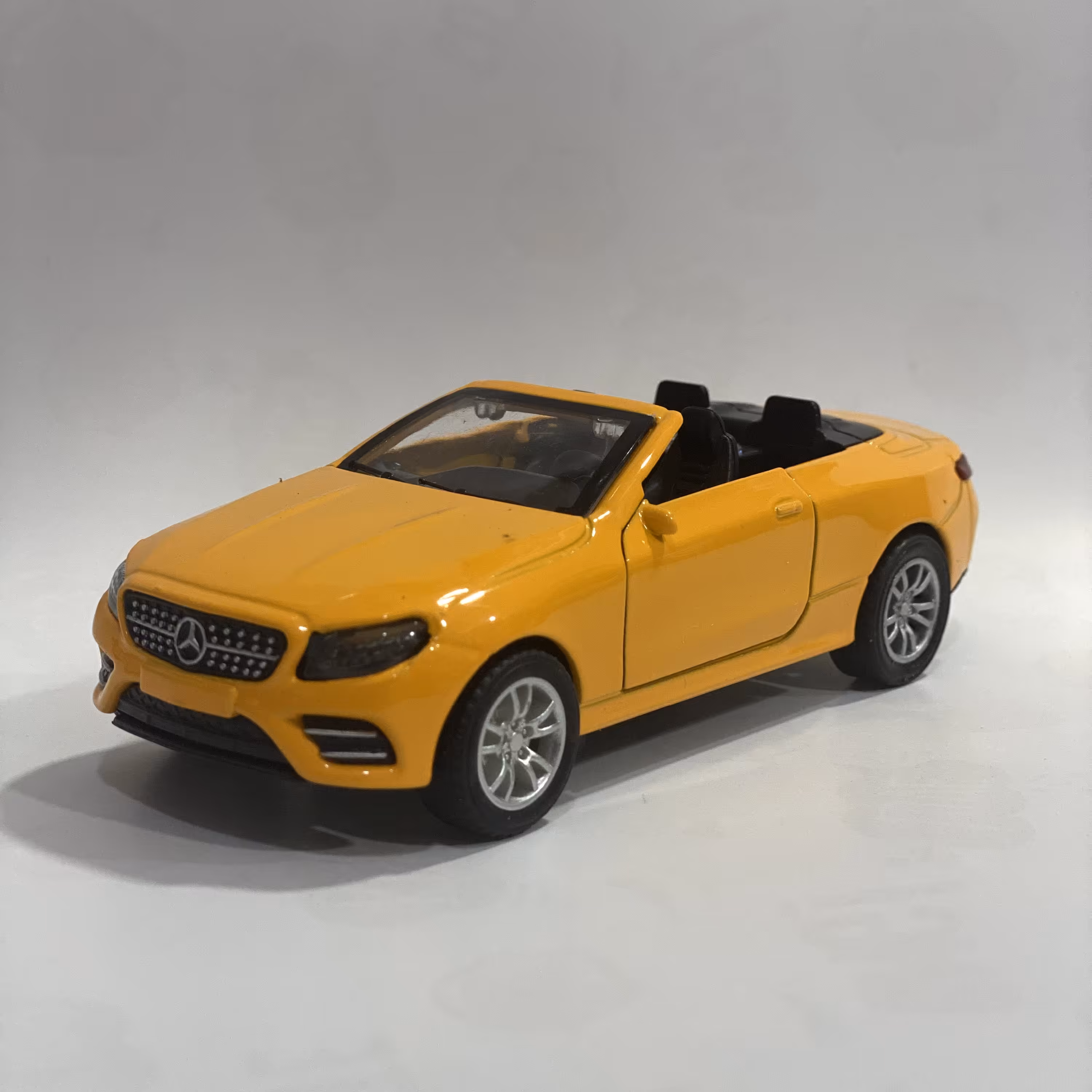 اسباب بازی ماشین فلزی بنز کروک عقبکش موزیکال دو در باز شو