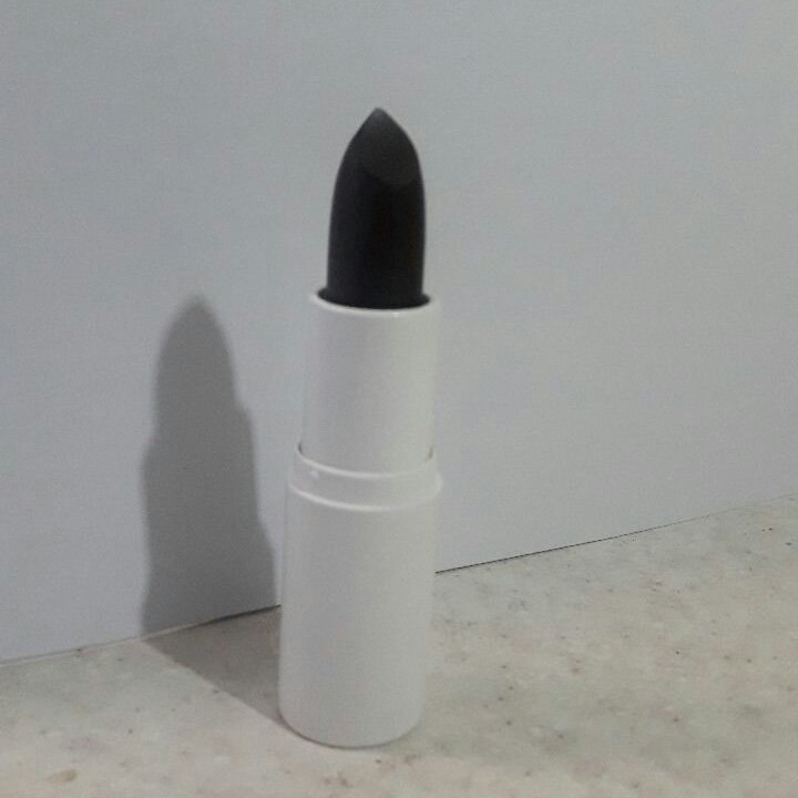 رژ طبیعی بادمجونی