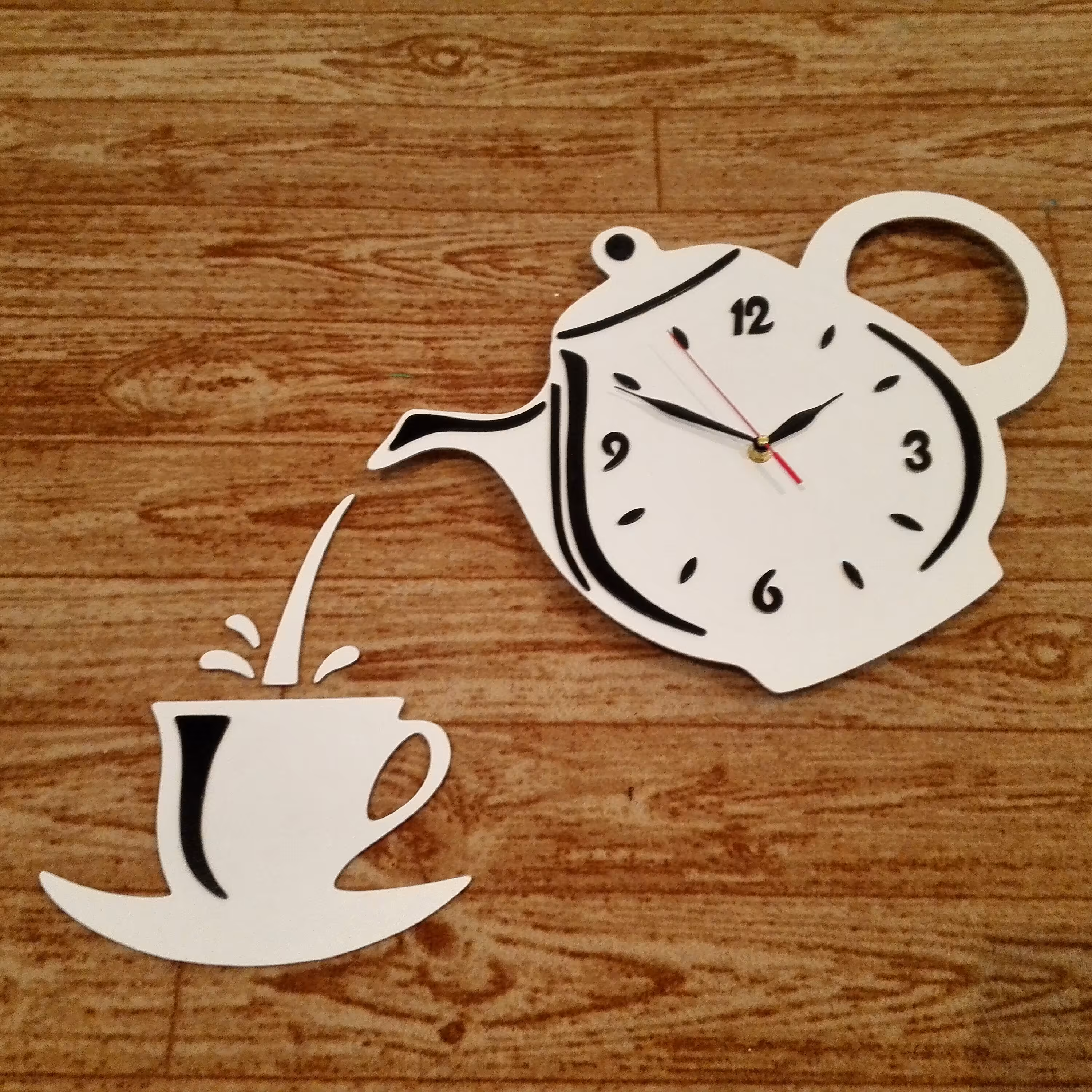 ساعت دیواری قوری فنجان چوبی+هدیه