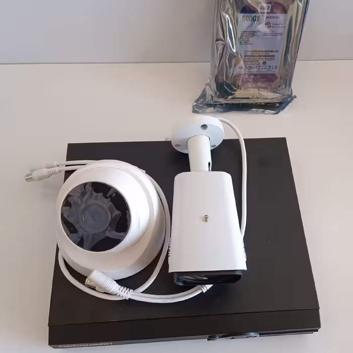 مجموعه سیستم دوربین مداربسته AHD با دو عدد دوربین فول اچ دی و دستگاه ضبط و...