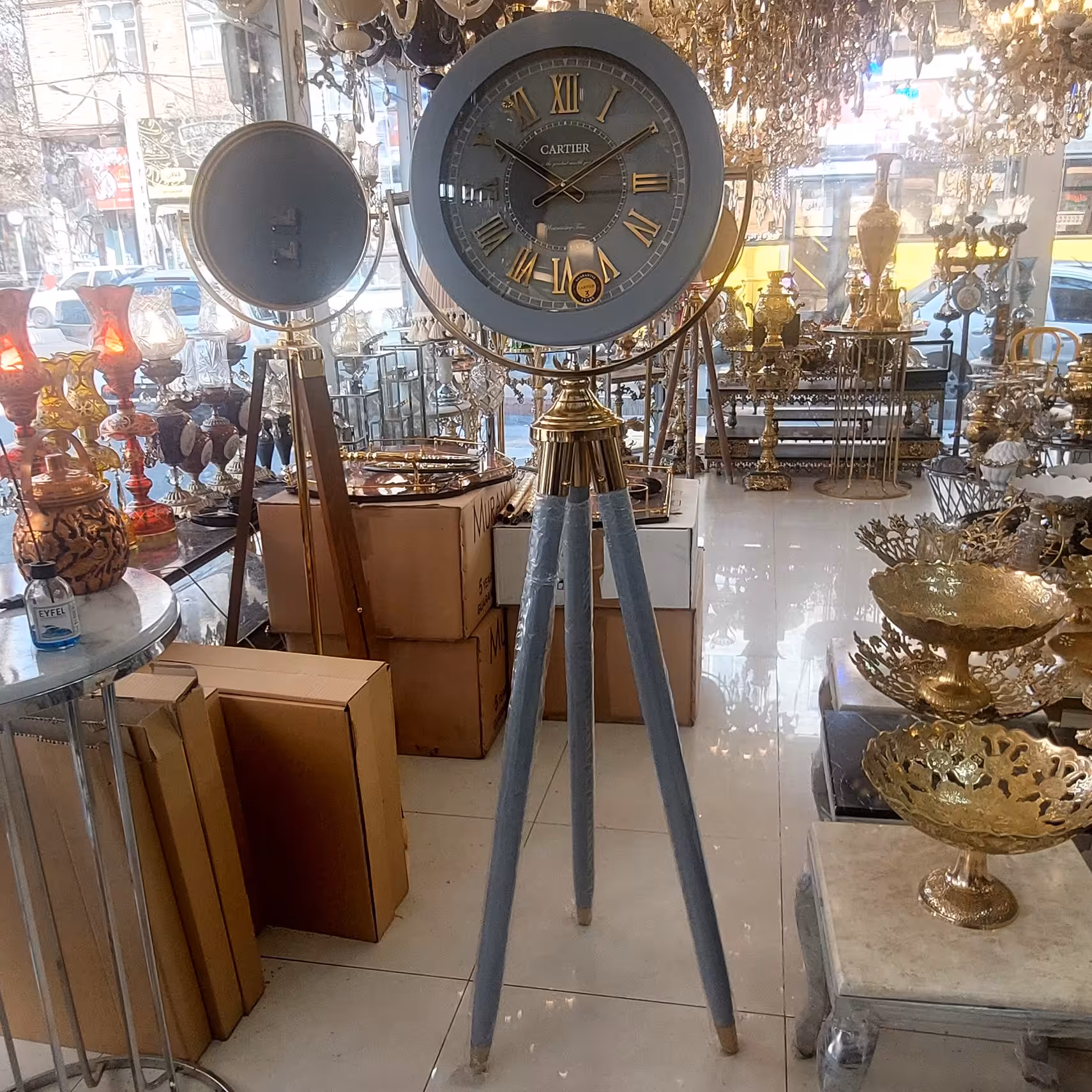 ساعت 3 پایه تماما چوبی فریم آبکاری درجه یک ساعت درجه یک موتور آرامگرد