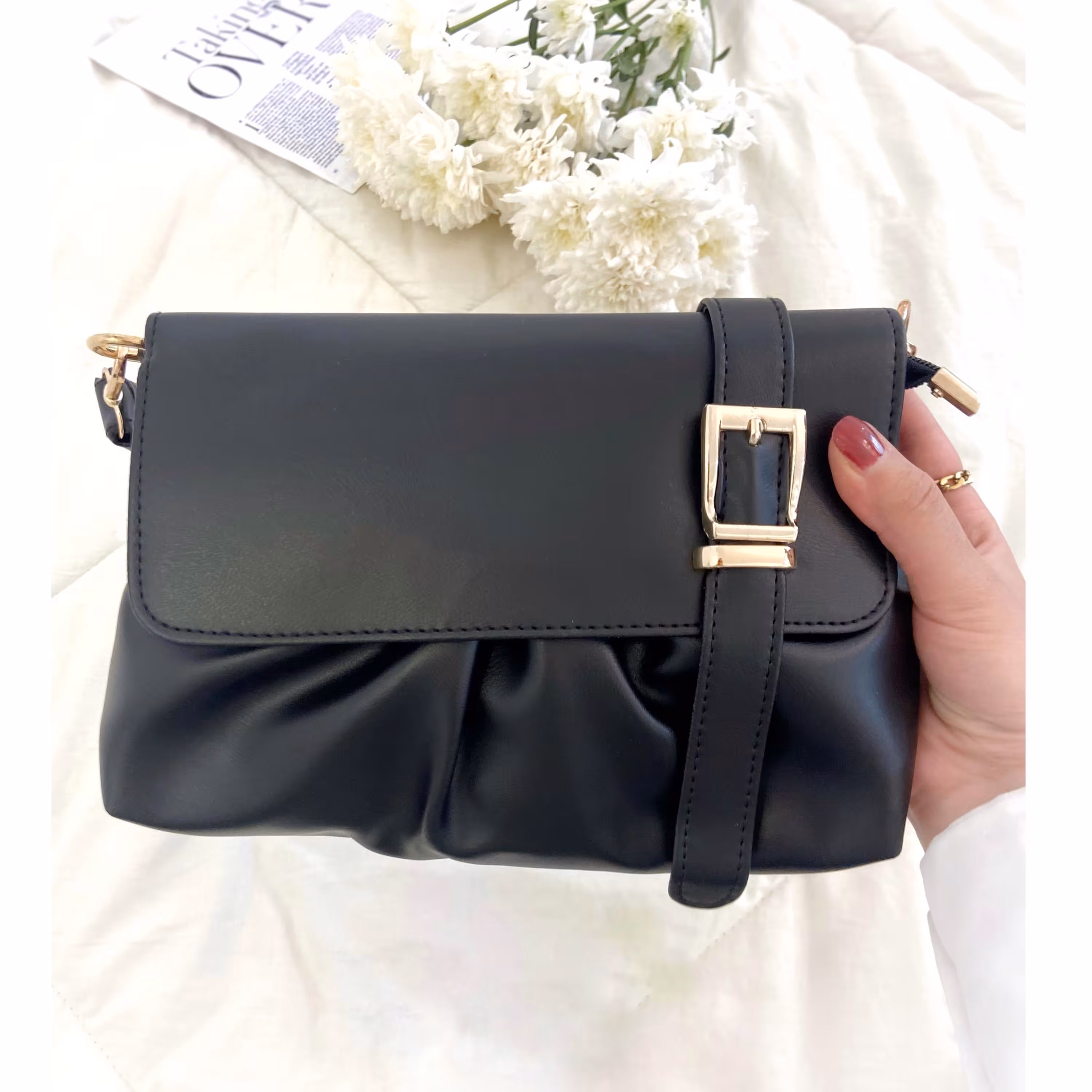 کیف پاسپورتی پلیسه بند گیسی