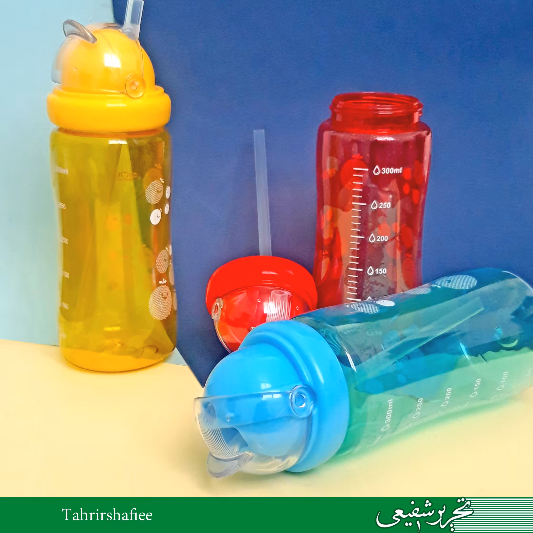 قمقمه کودک کملا با طراحی ارگونومیک و حجم 300 میل دارای 2نی 