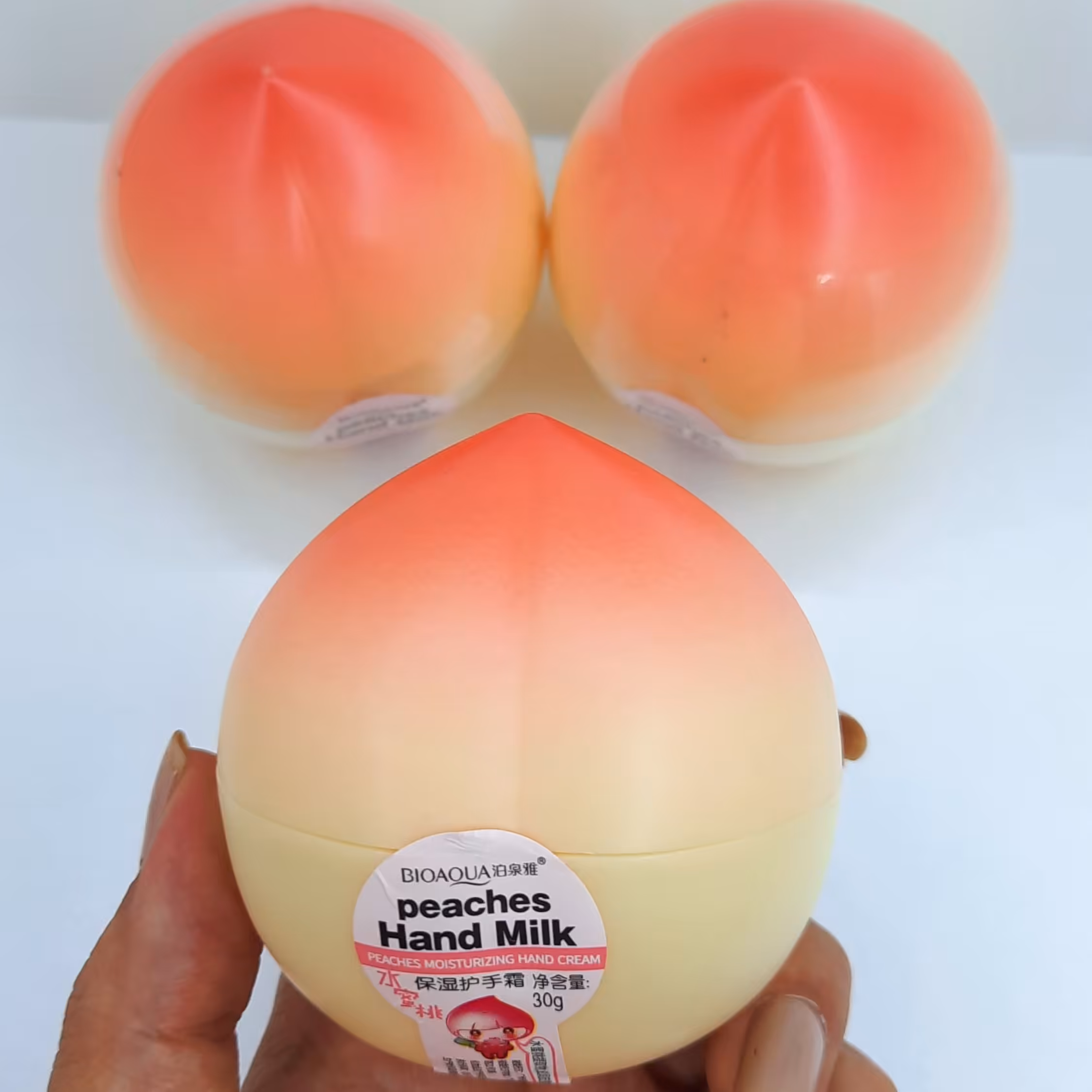 کرم مرطوب کننده پوست طرح هلو