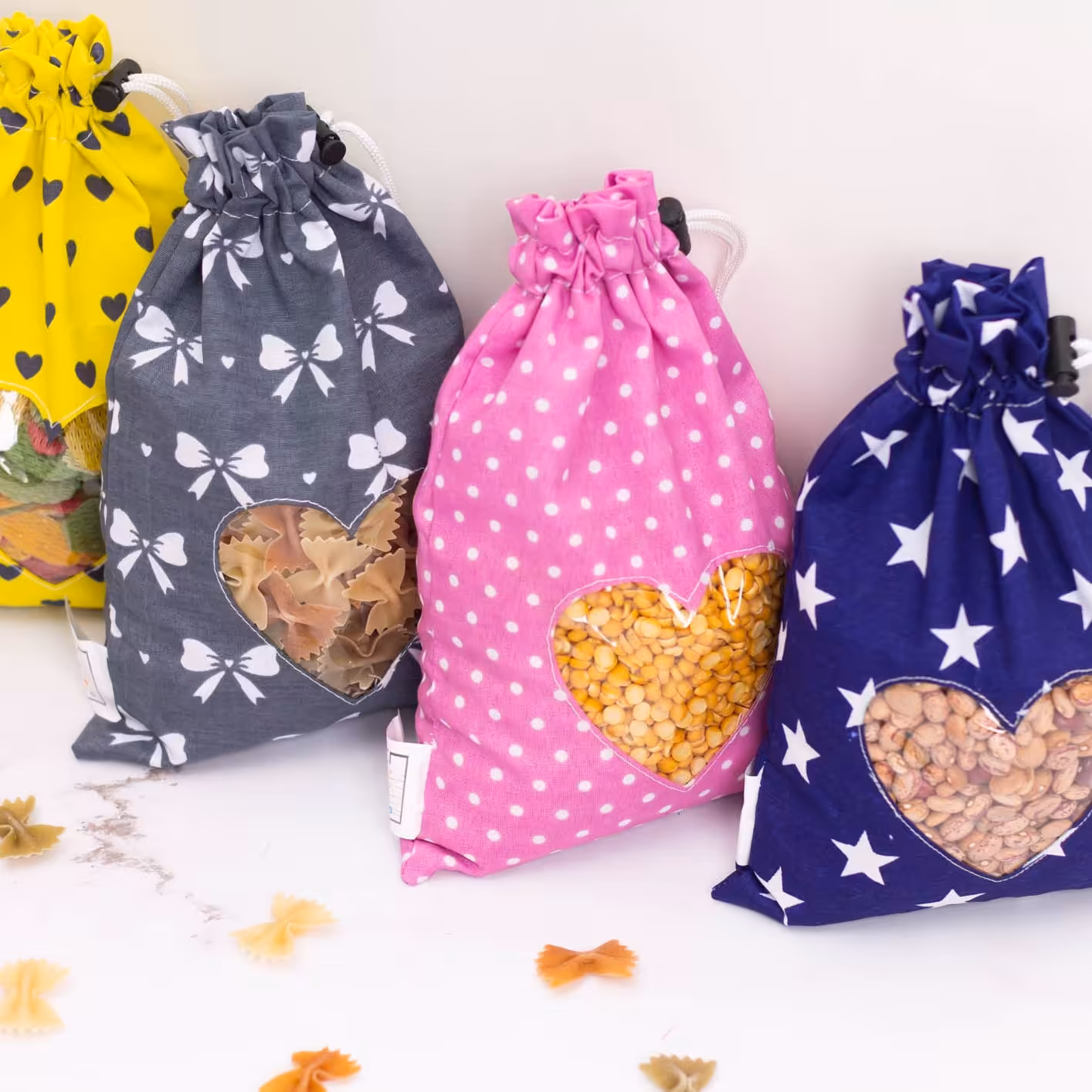 کیسه حبوبات و تنقلات خشک ، قابل اجرا در تمام رنگ های متنوع ،دوختی عالی و تمیز 