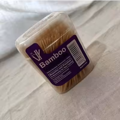 خلال دندان بامبو