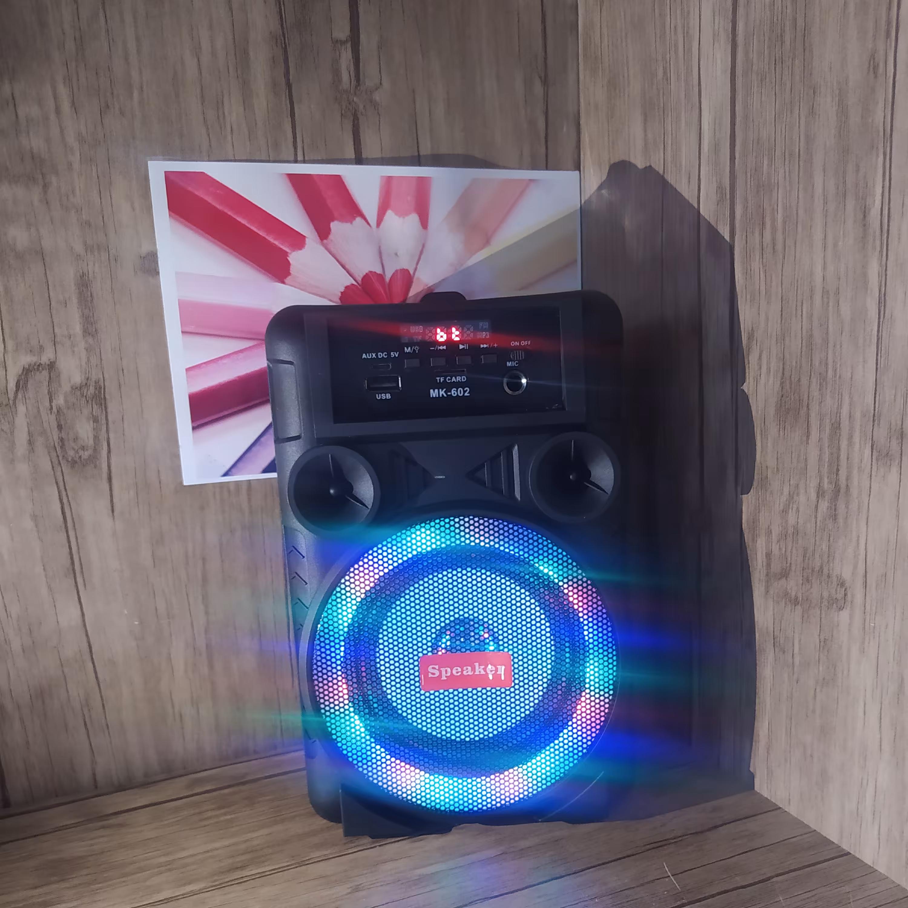 اسپیکر وایرلس mk002 قابلیت متصل شدن میکروفون 