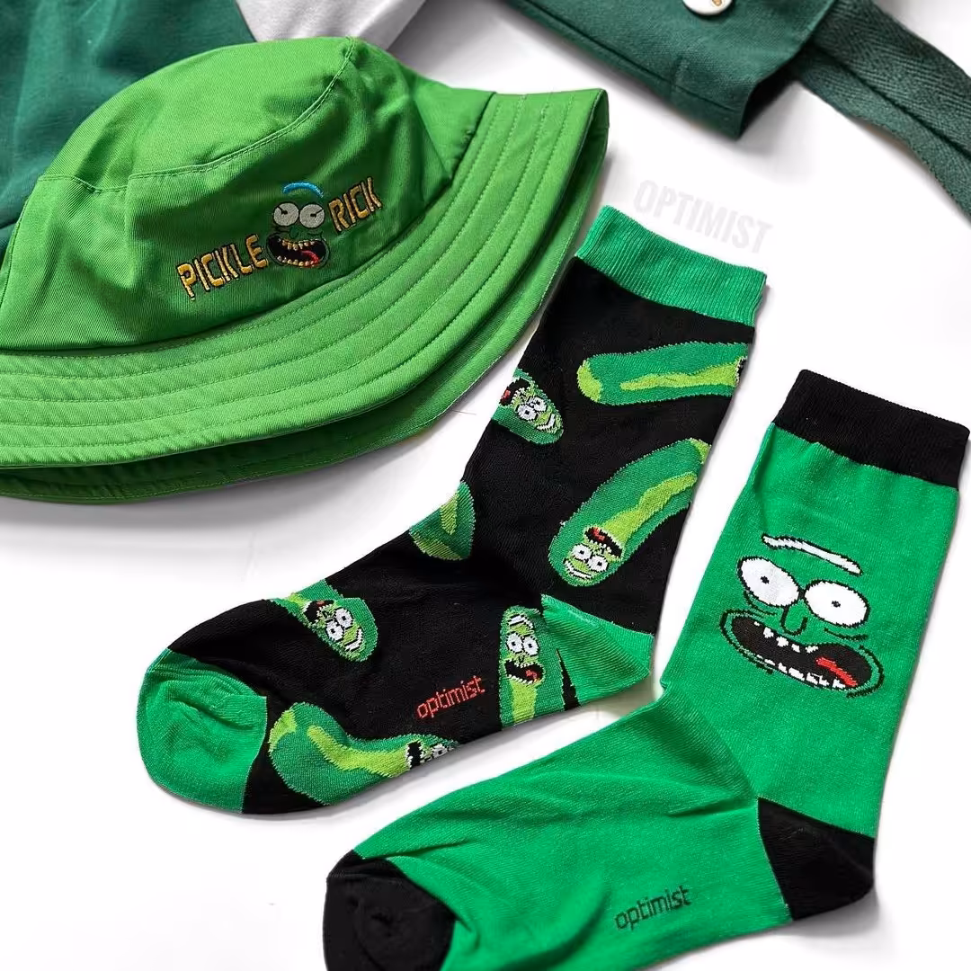ست ریک و مورتی جوراب ساقدار و کلاه باکت