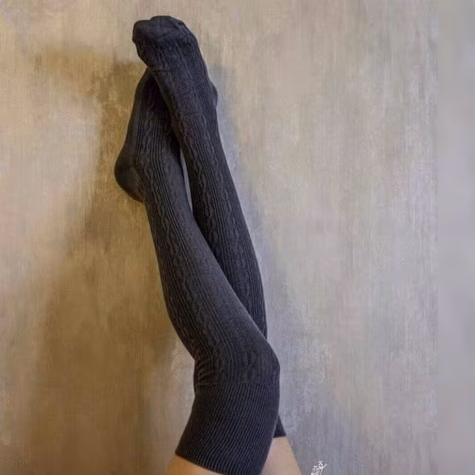 جوراب بالا زانو مدل طرح بافت دودی