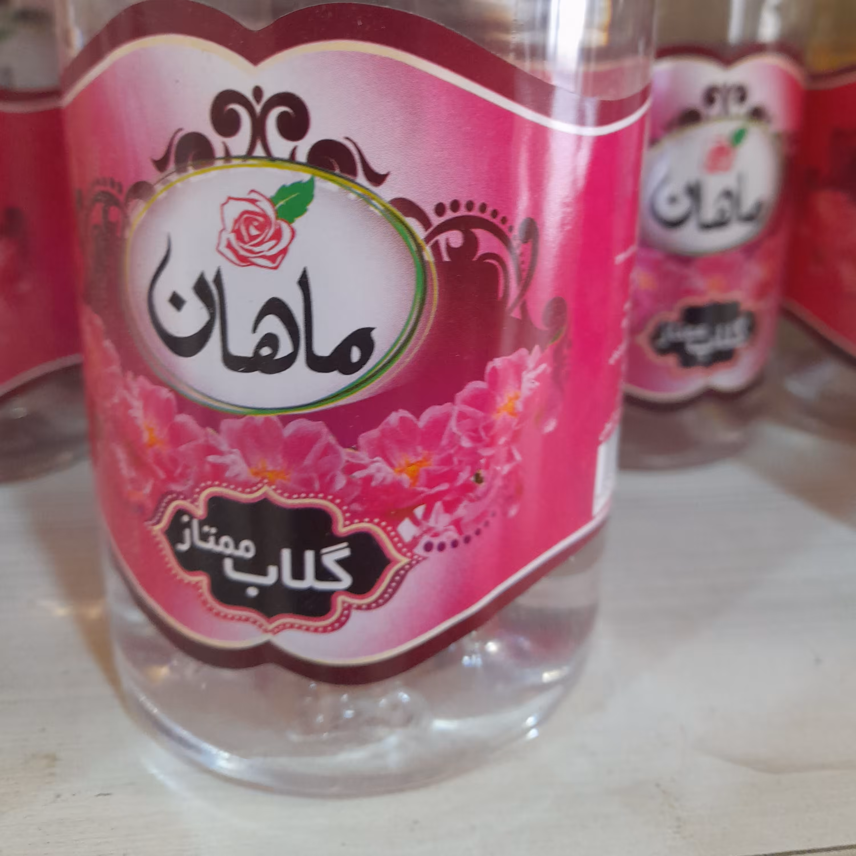 گلاب ممتاز یک لیتری