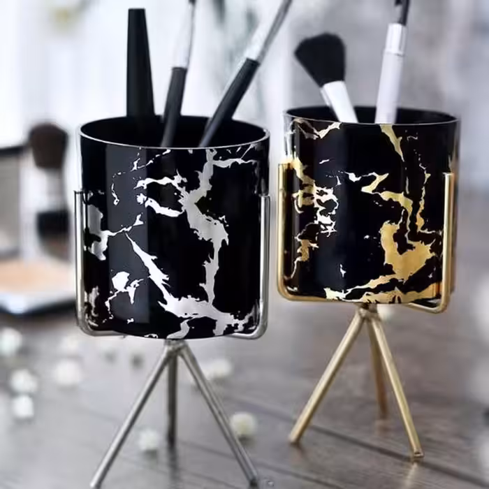 استند آرایشی استند مداد ،جا مدادی