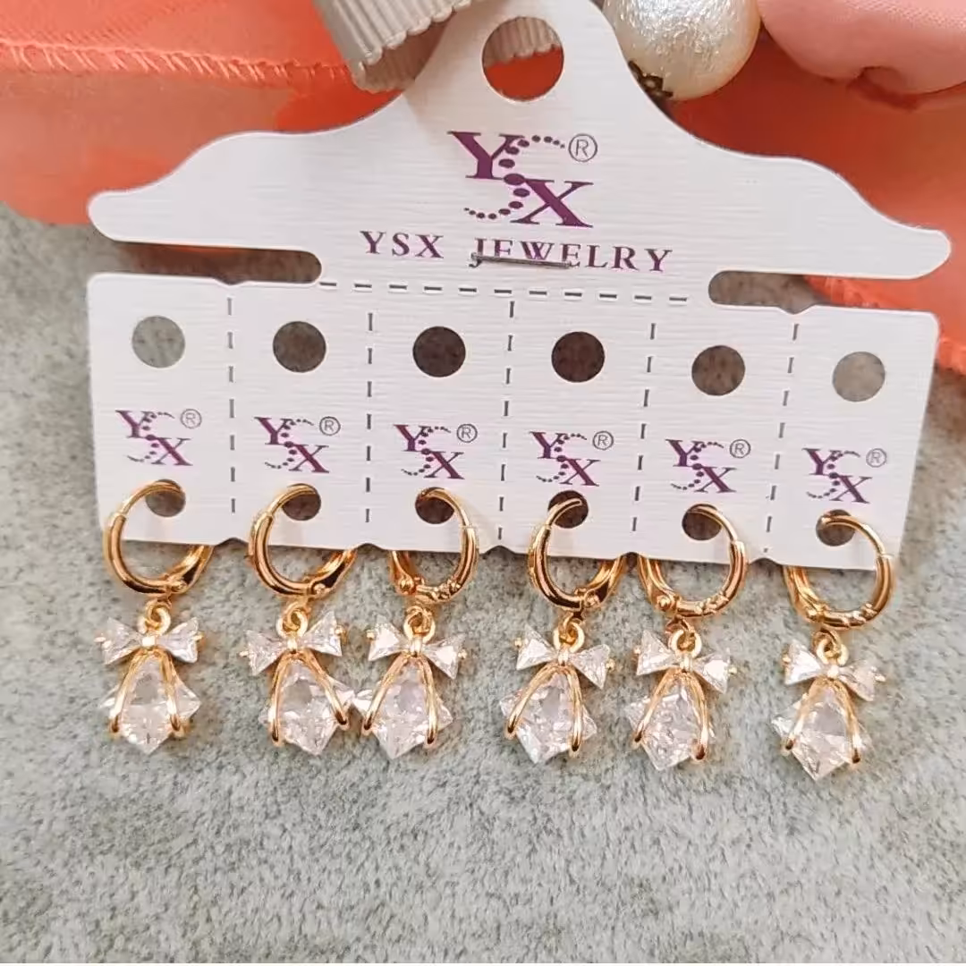 گوشواره زیبا کریستالی