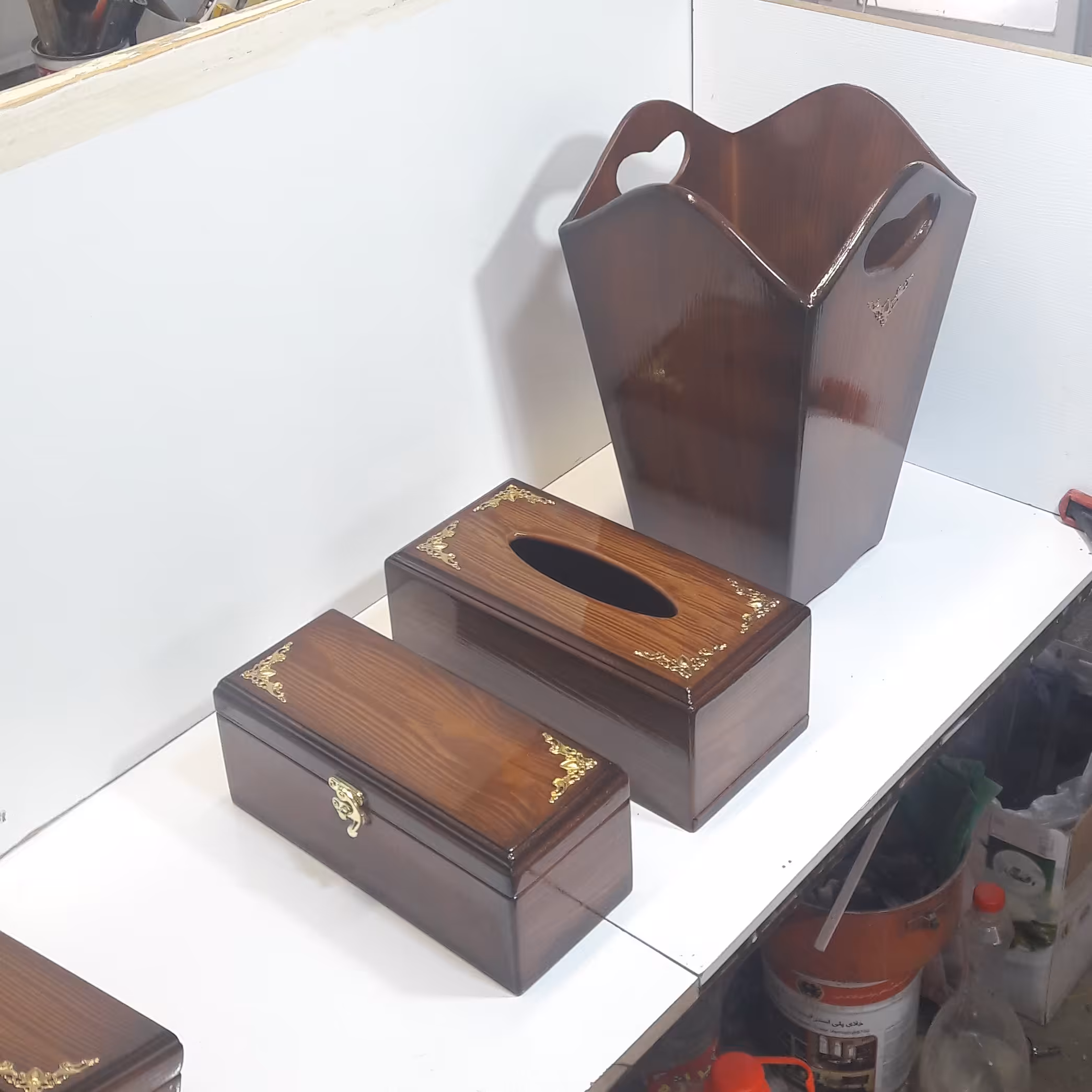 ست جعبه دستمال وسطل وجای کارد و چنگال