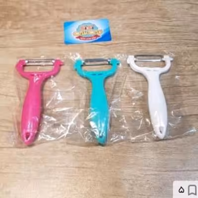 پوست کن دسته‌پلاستیکی