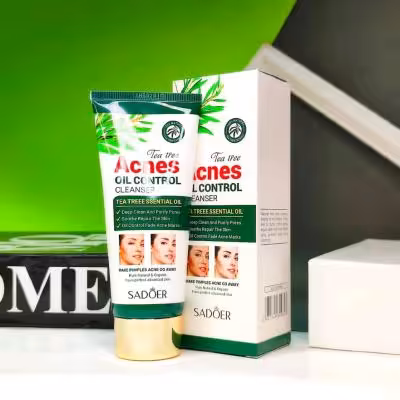 فوم شستشو صورت ضد جوش چای سبز