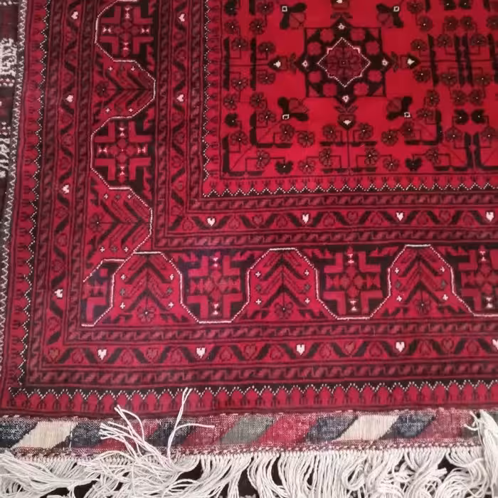 فرش دستباف افغانی-4رنگ-رجشمار32(طرح هندسی قابی)حدودا15کیلو گرم-3متر مربع-بافت افغانستان