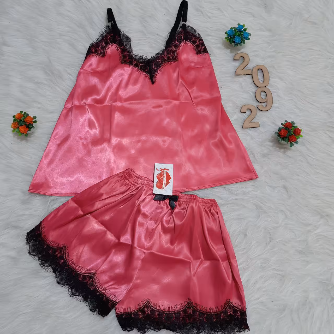 ست تاپ وشورت ساتن