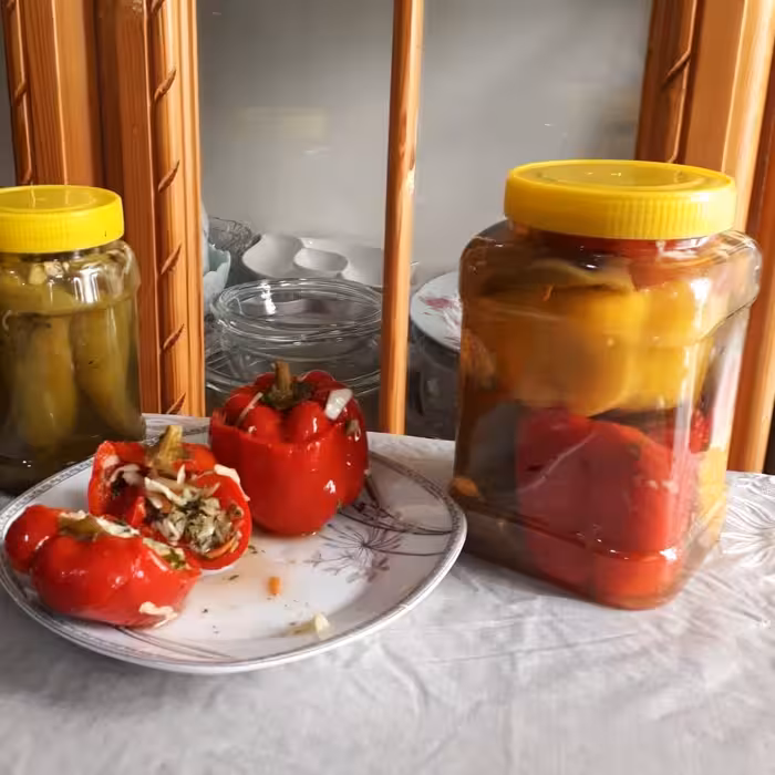 ترشی فلفل دلمه ای شکم پر 1/500گرم