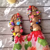 صندل بندی با نوار تزئینی