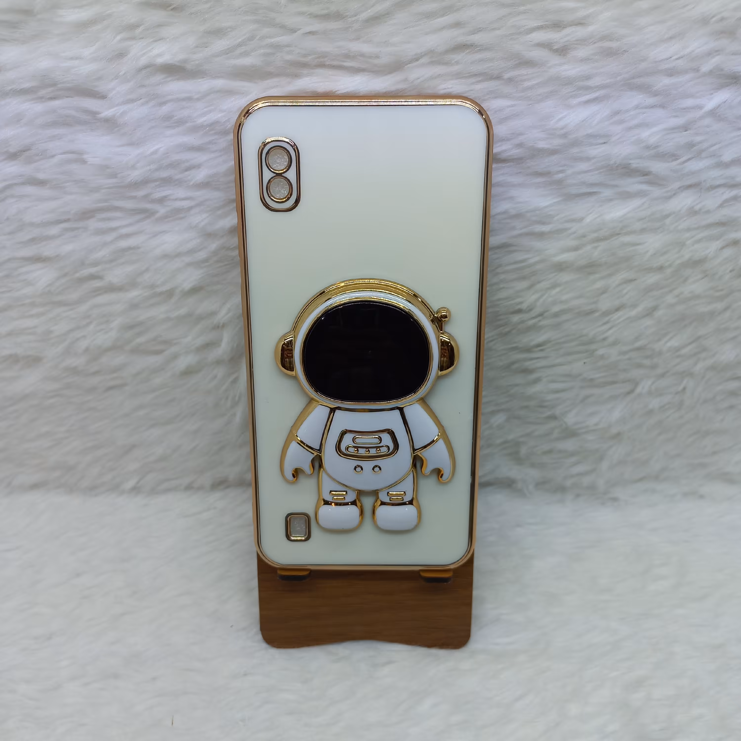 گارد (قاب) گوشی A10 مدل مای کیس فضانورد بزرگ رنگ سفید مناسب گوشی Samsung A10