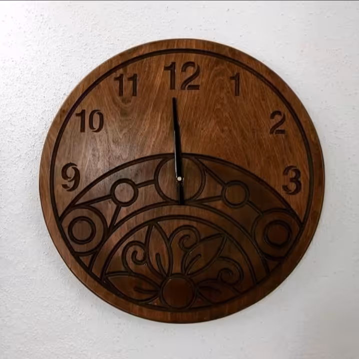 ساعت دیواری تمام چوب 