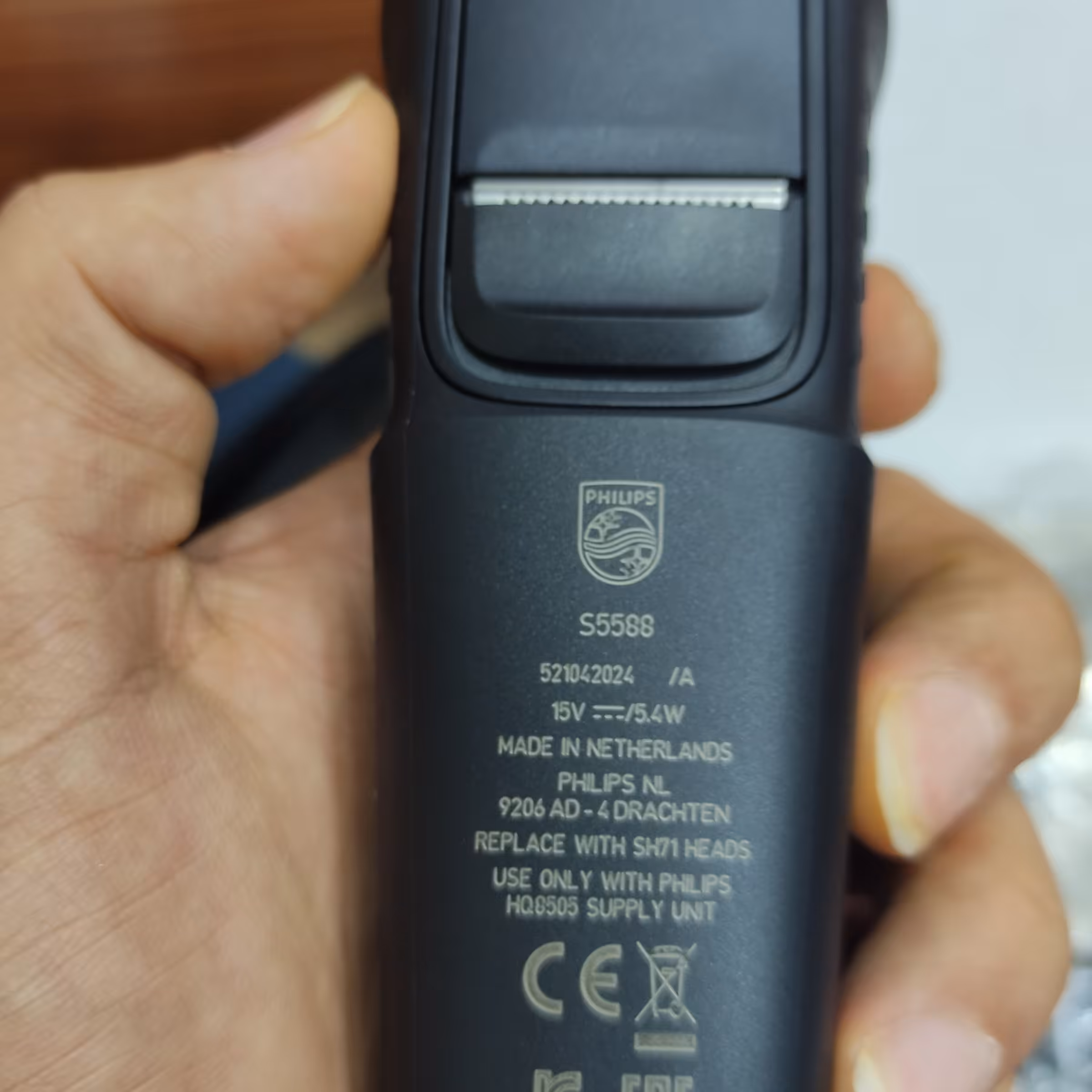 ماشین ریش تراش
فلیپس هلند مدل38 /
Philips Shaver Series 5000 S5588/