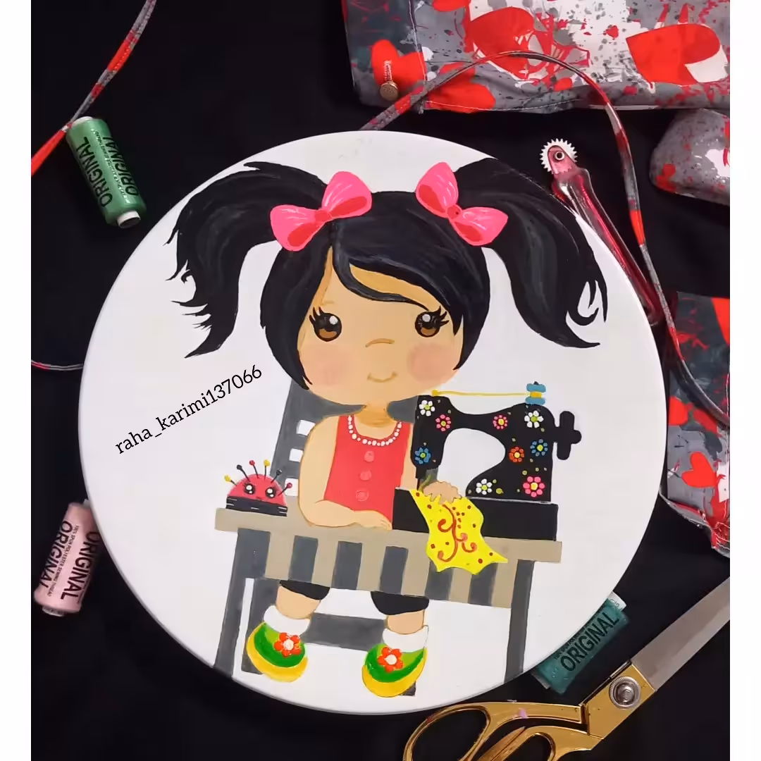 نقاشی دختر کوچولو خیاط