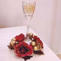 گیلاس خوری پایه بلند با طراحی ویترای