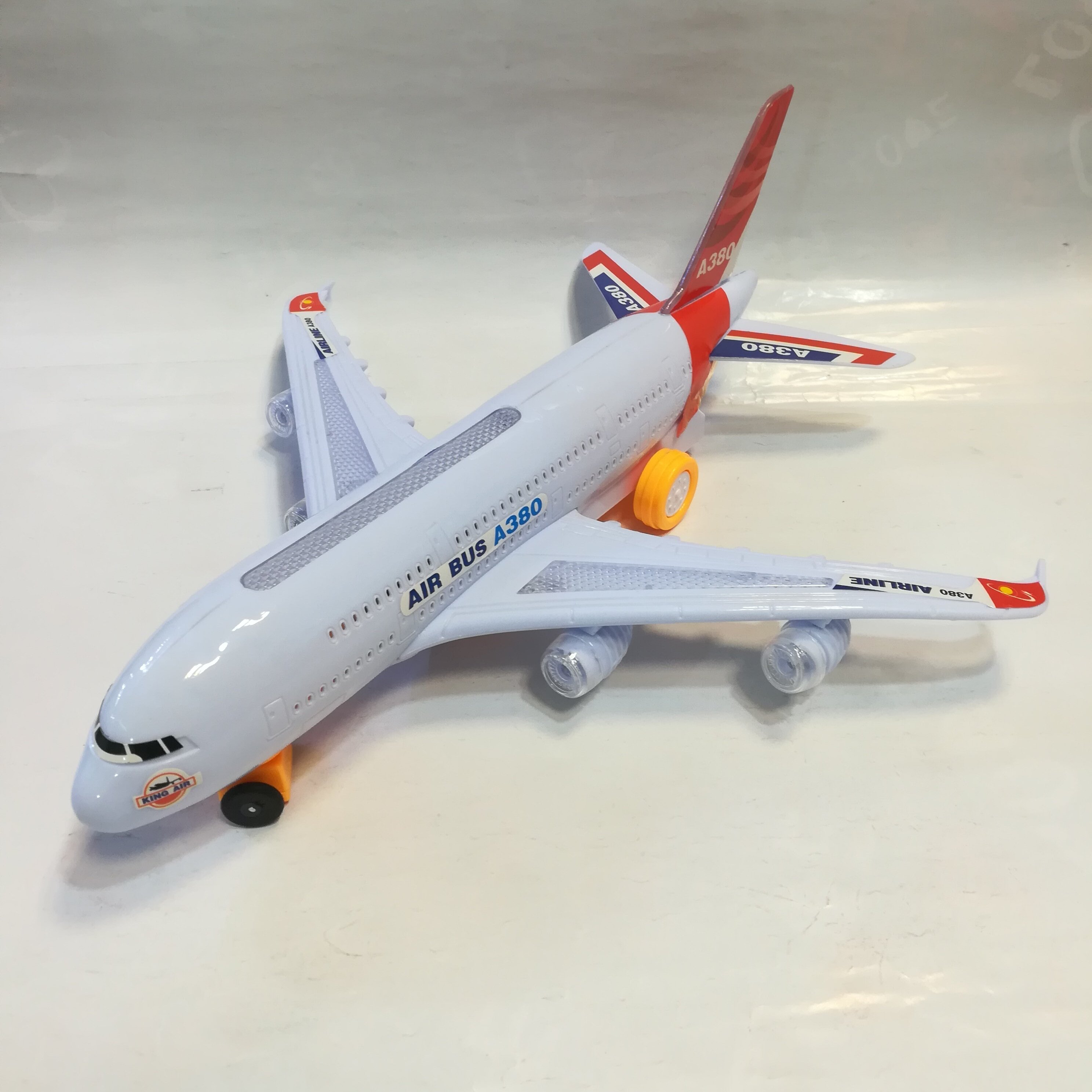 اسباب بازی هواپیما مسافربری موزیکال A380 AIRBUS