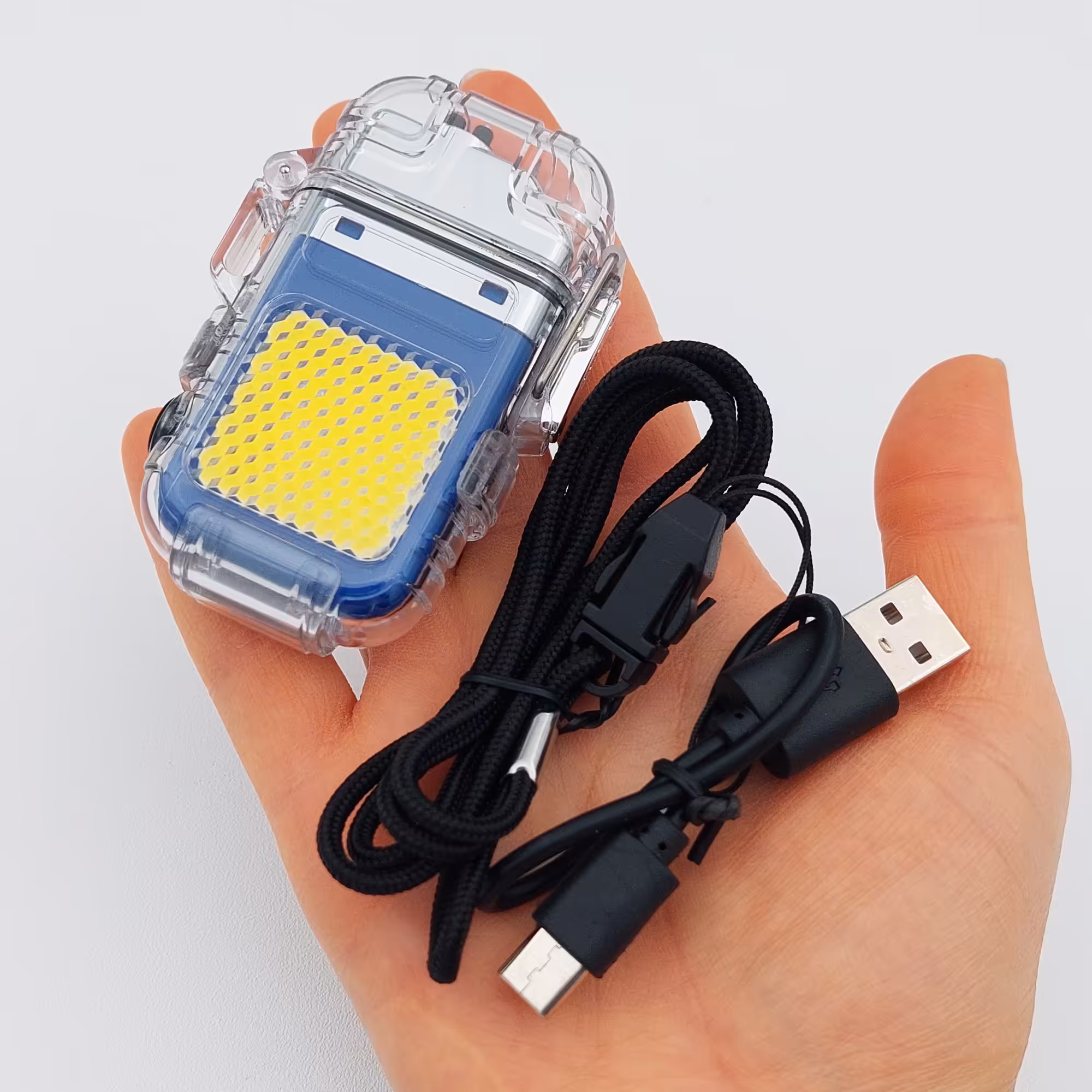 فندک پلاسمایی شارژِی ضد آب چراغ قوه دار 