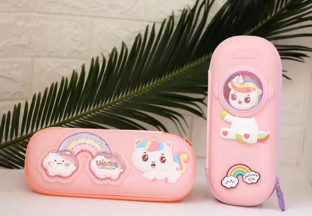 جامدادی کتابی سه بعدی سیلیکونی طرح یونیکورن