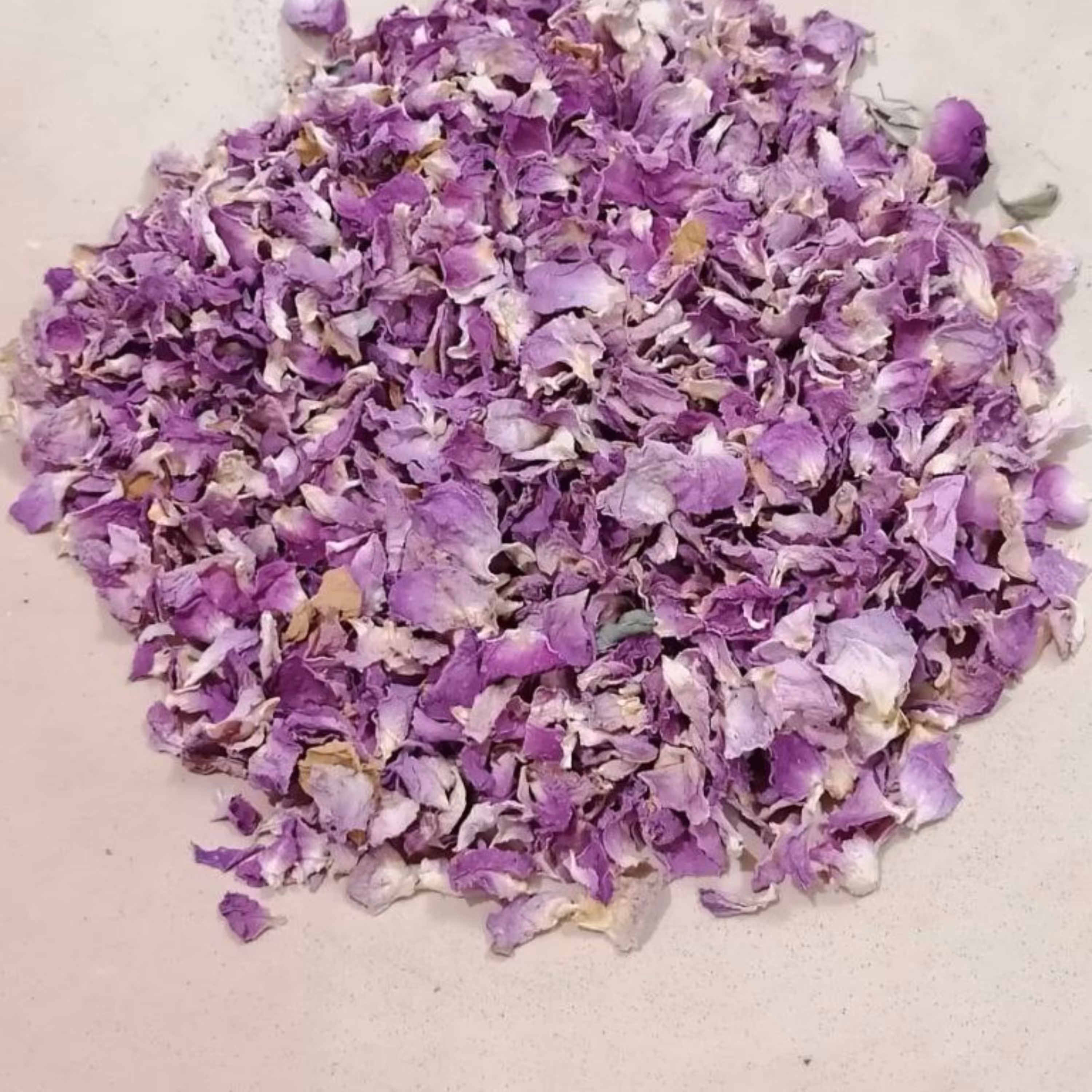 گل محمدی برگ 50 گرمی هل و فلفل