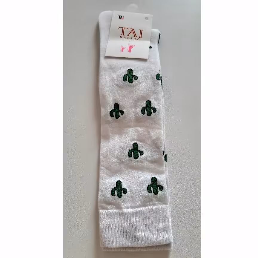 جوراب زیر زانو کاکتوس سفید با طرح کاکتوس سبز رنگ مارک تاج ایرانی نخی و نرم راحت جنس با کیفیت بلندی از پاشنه 33 سانت