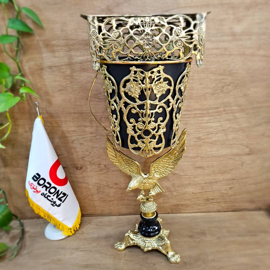 سطل و جا دستمالی برنزی پایه عقاب ارتفاع 50 سانت